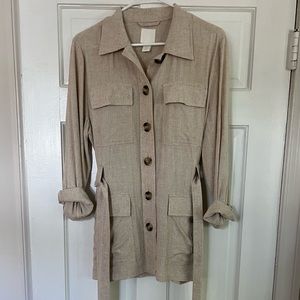 H&M Small 3/4 sleeve beige linen button down cover